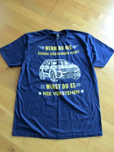 T-Shirt dunkelblau mit